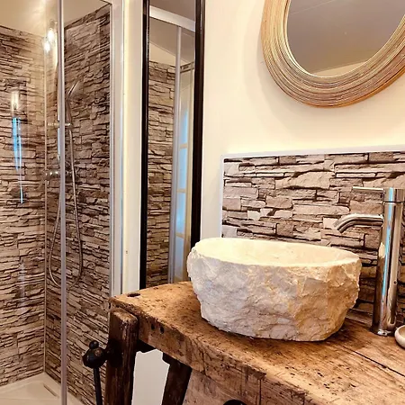 Joli Cocon Au Coeur D'honfleur Apartamento